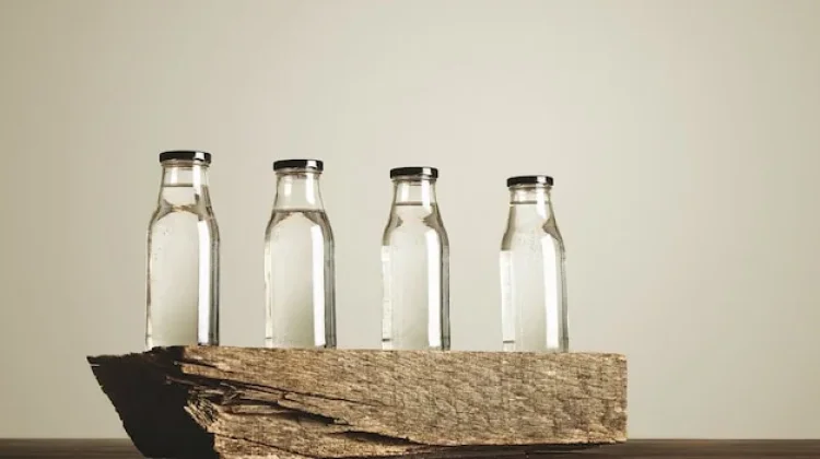 Pemanfaatan Botol Kaca Bekas Menjadi Wadah Bumbu Dapur Unik