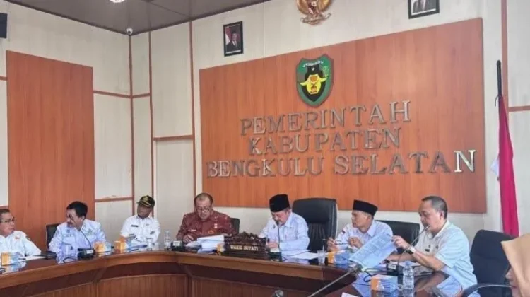 Pemkab Bengkulu Selatan Rapat Evaluasi Akhir Persiapan HUT RI ke 81