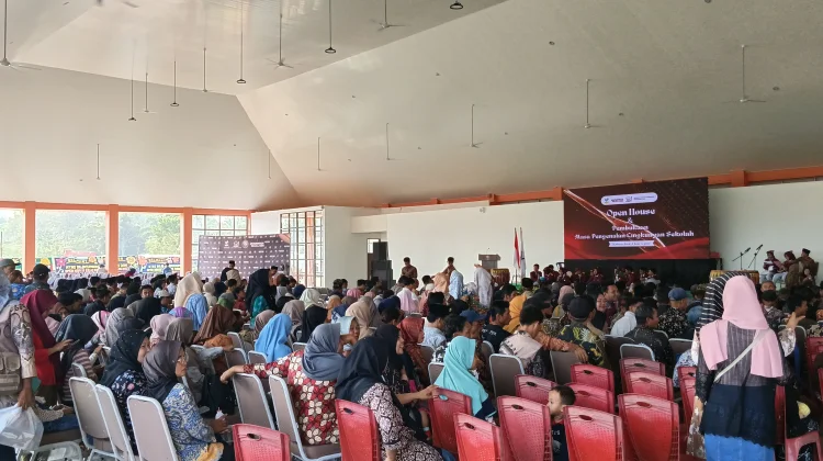 Ratusan Masyarakat Hadiri Open House Sekolah Rakyat Kaur