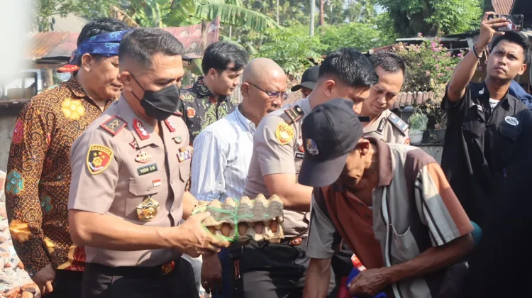 Kapolda Bengkulu Mulai Program Bedah Rumah bagi Korban Kebakaran