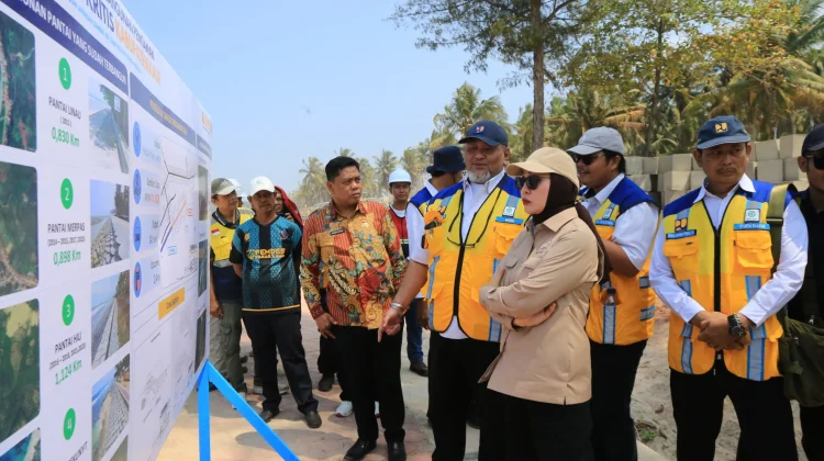 Reses di Kabupaten Kaur Erna Sari Dewi Dukung Lanjutan Proyek Pengaman Pantai
