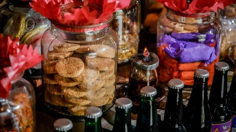 Mengenal Istilah Snackpacking yang Familiar di Gen Z