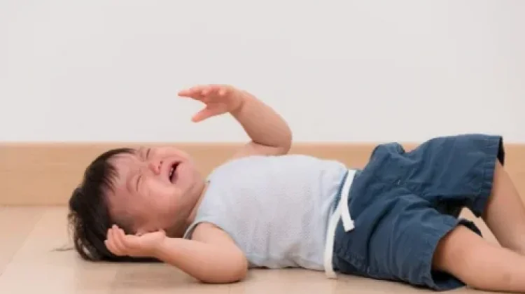 Tips Menghadapi Anak Tantrum