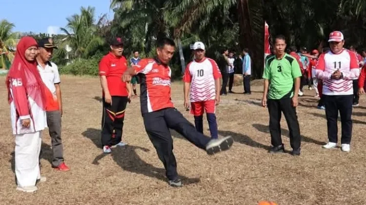 Semarak HUT RI ke-81, Kemenag Kaur Gelar Lomba dan Family Gathering