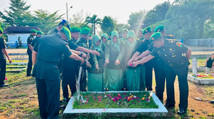 Kodim Bengkulu Selatan Ziarah ke Makam Pahlawan