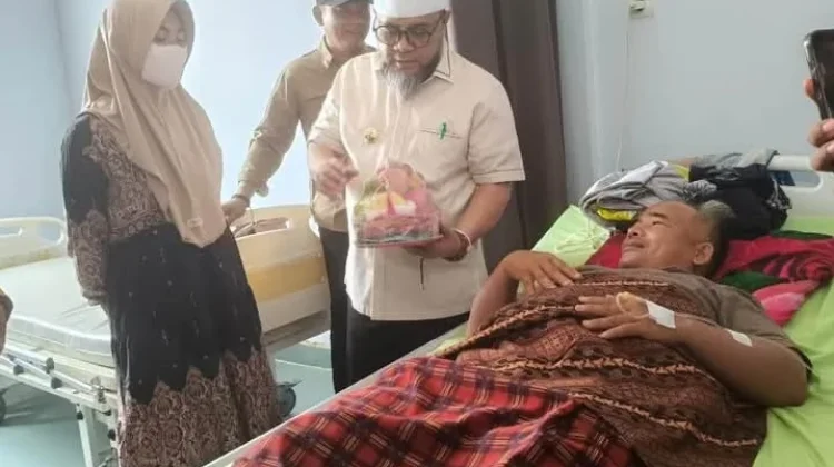 Gubernur Bengkulu Tinjau RSUD Kaur, Tekankan Pelayanan Humanis