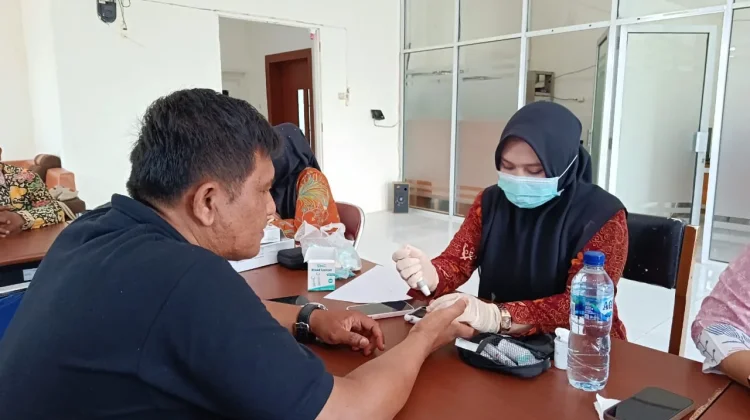 Pegawai LPP RRI Bintuhan Apresiasi Layanan Cek Kesehatan Gratis dan Edukasi Gizi