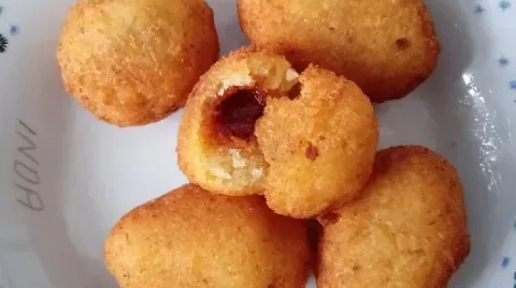 Resep Kecepul atau Kue Lokan-lokan Tradisional Berisi Gula Merah