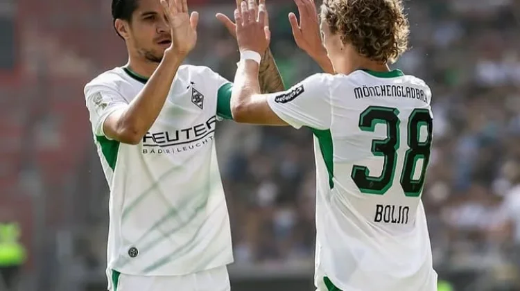 Tampil sebagai Kapten, Kevin Diks Bawa Borussia Monchengladbach Menang Telak 5-0