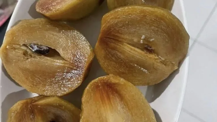 Konsumsi Buah Sawo Cukupi Kebutuhan Serat pada Tubuh