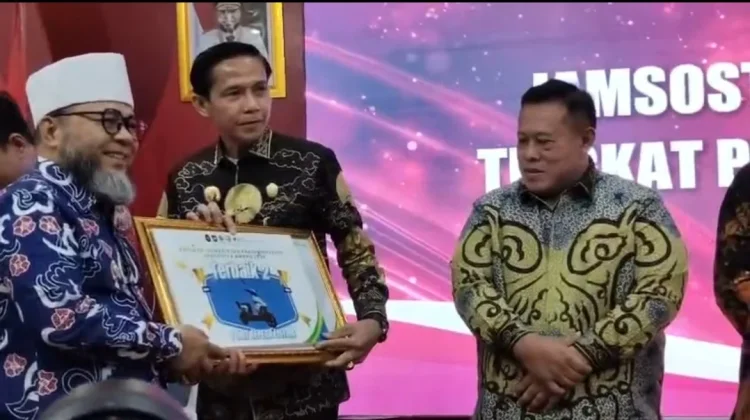 Pemkab Kaur Raih penghargaan Terbai ke ll Jamkes Award 2026