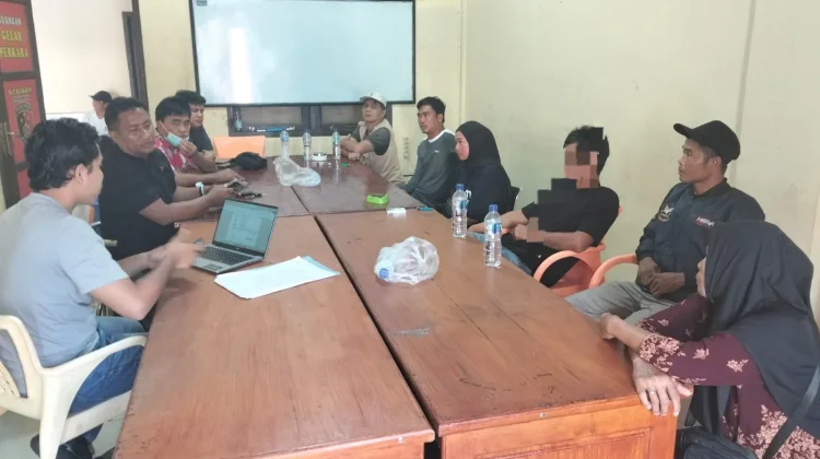 Terlapor Penganiayaan Berat Kades di Kaur Diserahkan Keluarga ke Polisi