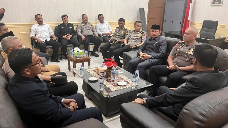 Kapolres Kaur Perkuat Sinergi dengan DPRD Jaga Kamtibmas