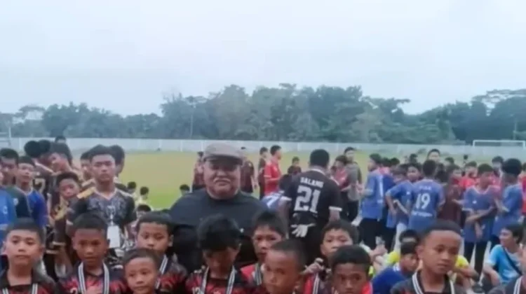 Bupati Bengkulu Selatan Membuka Kegiatan Turnamen Sepak Bola Asosiasi Kabupaten
