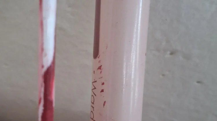 Tips Menggunakan Lipstik agar Tetap Aman bagi Kesehatan