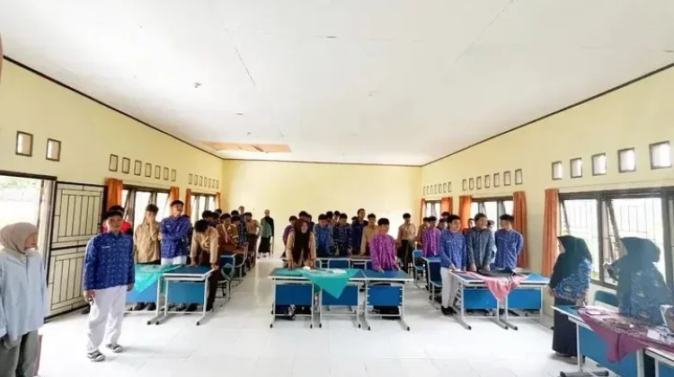 KUA Kinal Laksanakan Bimbingan Remaja ke SMAN 7 Kaur