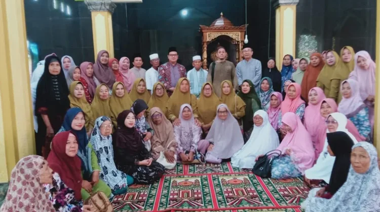 BKMT Semidang Gumay Bersama Penyuluh KUA Gelar Majelis Ilmu di Desa Mentring