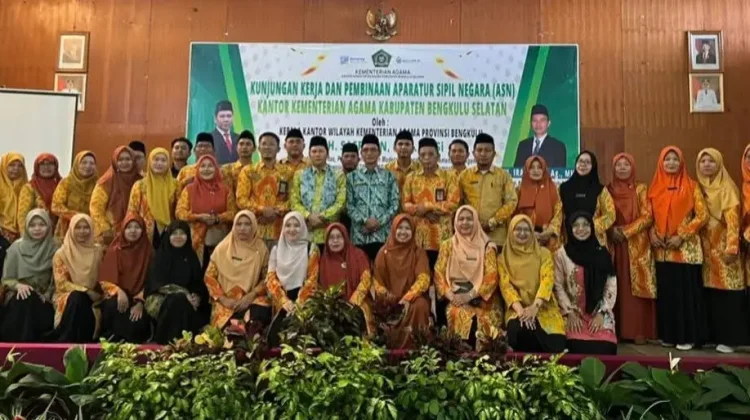 Kunker Kakanwil Provinsi Bengkulu Lakukan Pembinaan ASN Kemenag BS