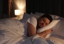 Alasan Penting Mematikan Lampu saat Tidur