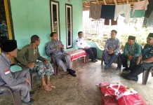 Bupati Kaur Turun Langsung Melakukan Pengecekan Data Warga Tergolong DTSN