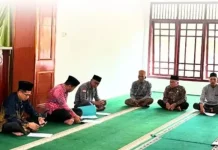 KUA Kaur tengah bersama Baznas Rakor Terkait Pengolahan Zakat Fitrah