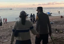 Kapolres Bersama Ketua Bhayangkari Kaur Pantau Keamanan Wisata Pantai Laguna saa