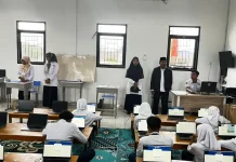 Kepala Kemenag Kaur Monitoring Pelaksanaan TKA Tingkat MTsN di Kabupaten Kaur