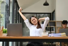 Cara Mengatasi Kantuk saat Jam Kerja agar Tetap Fokus dan Produktif