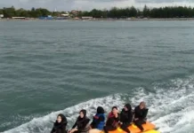 Banana Boat Pantai Panjang Diminati, Operasi Bergantung Cuaca
