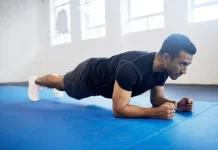 Hindari Kesalahan Umum saat Latihan Plank agar Hasil Menjadi Lebih Optimal