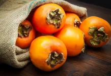 Keunikan Buah Kesemek yang Dijuluki Sebagai Buah Kaki dari Negeri Timur