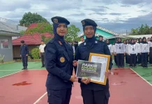 Lapas Perempuan Bengkulu Berikan Penghargaan Pegawai Teladan