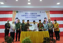 Kakanwil Kemenag Bengkulu Serahkan Aset Gedung KUA Kaur Utara
