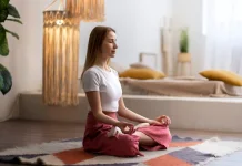 Metode Meditasi Ringan guna Menurunkan Kadar Stres untuk Penderita Eksim