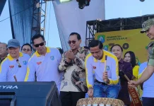 Bupati Kaur Launceng Festival Gurita Tahun 2026