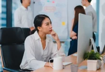 Strategi Ampuh Mempertahankan Fokus di tengah Distraks