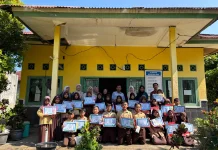 Pembagian Rapor di Kaur Sekolah Ajak Orang Tua Perkuat Pendampingan