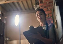 Komposisi Tata Cahaya Sinematografi dalam Membangun Suasana Film