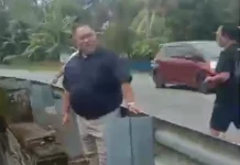 Bupati Bengkulu Selatan Tinjau Lokasi Jembatan Rawan Banjir di Desa Padang Jawi