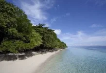 Destinasi Indah Pantai Liang Ambon