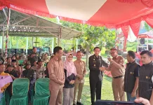 Bupati Kaur Serahkan Bantuan Alsintan Kepada 6 Kelompok Tani Kabupaten Kaur