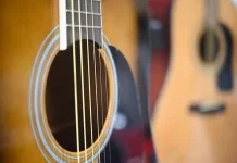Cara Merawat Senar Gitar Akustik dari Karat demi Menjaga Kejernihan Suara