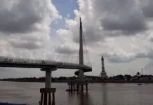 Berwisata ke Jembatan Gentala Arasy Kota Jambi