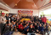 Hari Bhayangkara, Polres Bengkulu Utara Salurkan Bansos pada Pengemudi Bentor