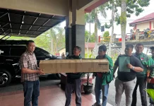 Ojol Kamtibmas Terima Bantuan Tenda dari Polda
