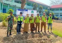 Babinsa Kaur Selatan Hadiri Revitalisasi Rehab SMKN 7 Kaur