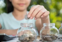 Kiat Mengajarkan Pengelolaan Keuangan Sederhana pada Anak