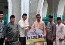 Pemda Kaur Melaksanakan Safari Jumat di Padang Petron
