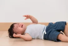 Tips Menghadapi Anak Tantrum