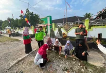 jelang HUT RI 2026, Pegawai Kemenag Bengkulu Selatan Kompak Kerja Bakti